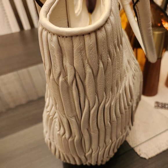 NWOT- COACH Ashley Gathered White Leather Shoulder Tote Y2K (F-23928) - Picture 7 of 9